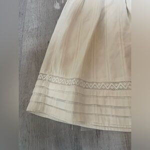 100% Cotton Banana Republic Cream Skirt w/Eyelet Detail and Side Zip